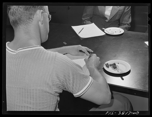 Recording data concerning aroma, appearance and flavor of dehydrated vegetables. Regional agricultural research laboratory, Albany, California