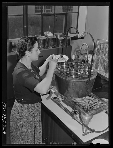 Albany, California. Dehydrated vegetables are cooked and served to workers in the laboratory to test their palatability