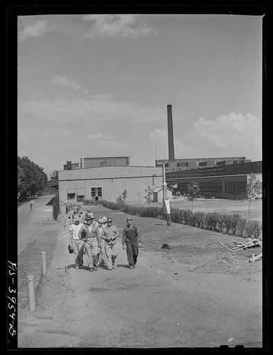 Wilson Dam, Alabama (Tennessee Valley Authority (TVA)). Workers leaving the chemical engineering plant