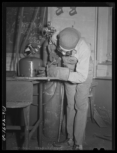 Untitled photo, possibly related to: Knoxville, Tennessee (Tennessee Valley Authority (TVA)). Welder who is training for war work at Stair Vocational High School