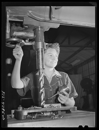 Knoxville, Tennessee (Tennessee Valley Authority (TVA)). Training for war production at NYA (National Youth Administration) School