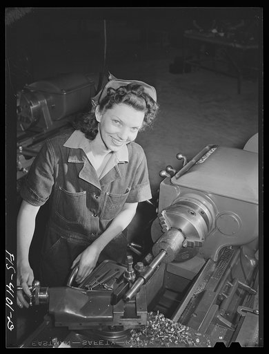 Untitled photo, possibly related to: Knoxville, Tennessee (Tennessee Valley Authority (TVA)). Training for war production at NYA (National Youth Administration) school