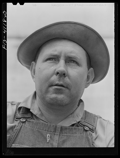 Cherokee Dam, Tennessee (Tennessee Valley Authority (TVA)). Steelworker