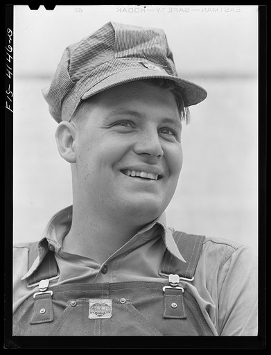 Cherokee Dam, Tennessee (Tennessee Valley Authority (TVA)). Electrician