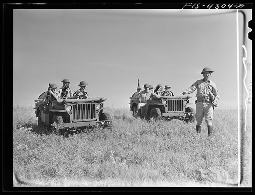 Fort Riley, Kansas. Giving the order to set up a machine gun during a sham battle