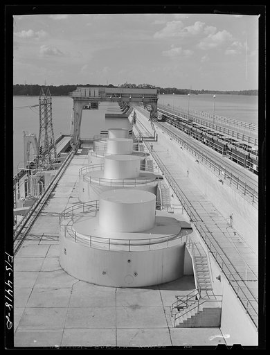 Wheeler Dam, Alabama (Tennessee Valley Authority (TVA)). Generators