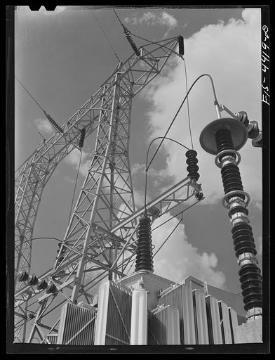 Wheeler Dam, Alabama (TVA -Tennessee Valley Authority). Substation