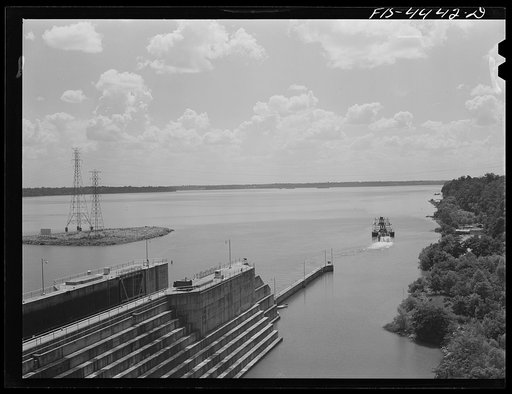 Wheeler Dam, Alabama (Tennessee Valley Authority (TVA)). Lock at Wheeler Dam, Alabama