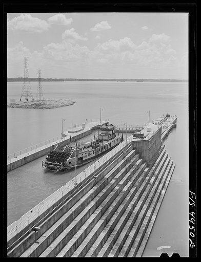 Wheeler Dam, Alabama (Tennessee Valley Authority (TVA)). Lock