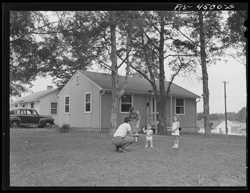 Untitled photo, possibly related to: Sheffield, Alabama (Tennessee Valley Authority (TVA)). Prefabricated home