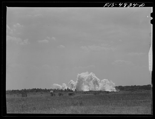 Untitled photo, possibly related to: Edgewood Arsenal, Maryland. Gas demonstration. Firing a battery of twenty five Livens projectors (explosion)