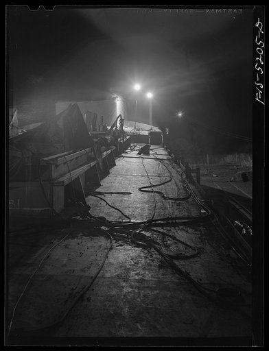 Decatur, Alabama. Ingalls Shipbuilding Company. Night shift at work on the barges