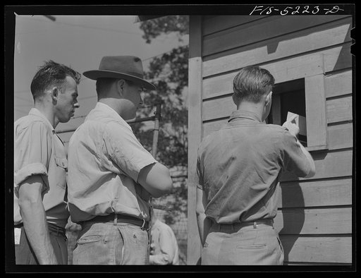 Untitled photo, possibly related to: Decatur, Alabama. Ingalls Shipbuilding Company. Payday