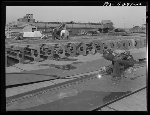 Untitled photo, possibly related to: Decatur, Alabama. Ingalls Shipbuilding Company. Barges under construction