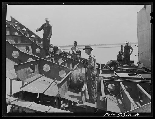 Decatur, Alabama. Ingalls Shipbuilding Company. The stern of one of the oceangoing barges under construction