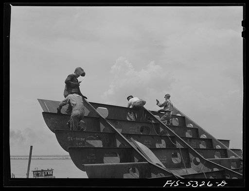 Decatur, Alabama. Ingalls Shipbuilding Company. The stern of one of the oceangoing barges under construction