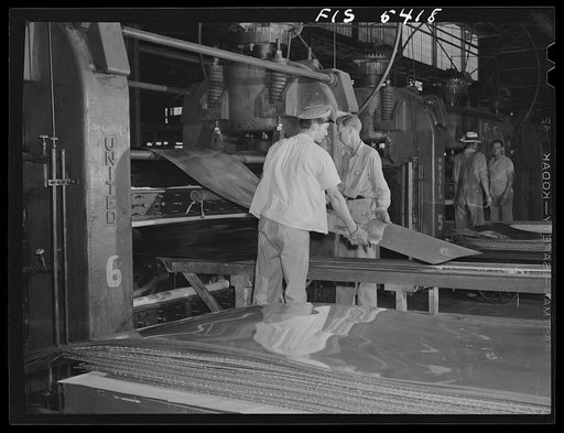 Sheffield, Alabama. Reynolds Alloys Company. Rolling cold aluminum sheets
