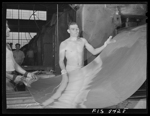 Sheffield, Alabama. Reynolds Alloys Company. Cold rolling of aluminum sheets