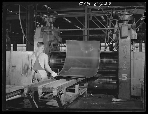 Sheffield, Alabama. Reynolds Alloys Company. Cold rolling of aluminum sheets