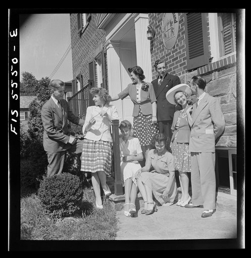 Washington, D.C. The Icelandic legation. The Thors and their staff on the legation steps