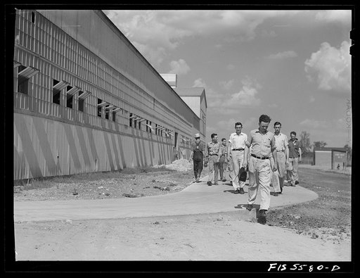 Untitled photo, possibly related to: Sheffield, Alabama. Reynolds Alloys Company. Change of shift
