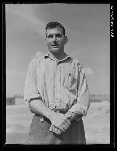 Sheffield, Alabama. Reynolds Alloys Company. James L. Penn, ex-sailor, ex-policeman, and formerly employed at Alcoa, is now foreman of the general finishing