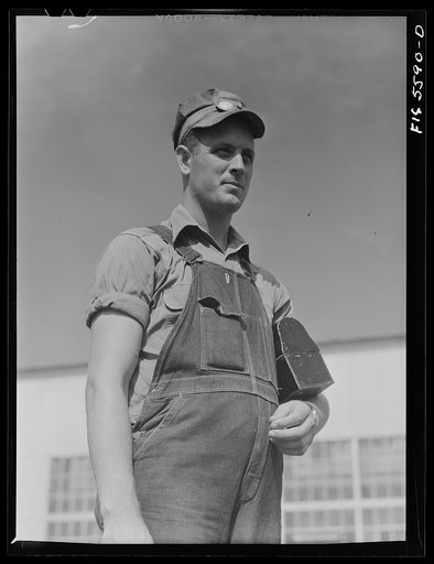 Sheffield, Alabama. Reynolds Alloys Company. A workman
