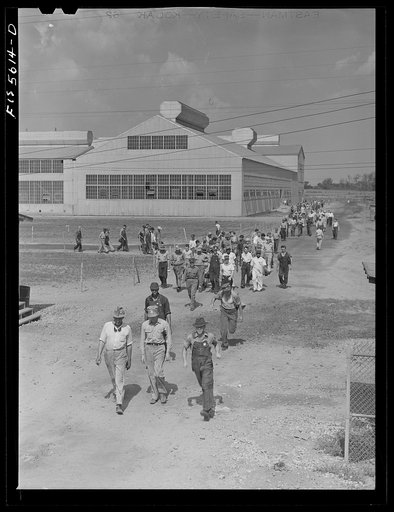 Sheffield, Alabama. Reynolds Alloys Company. Change of shift