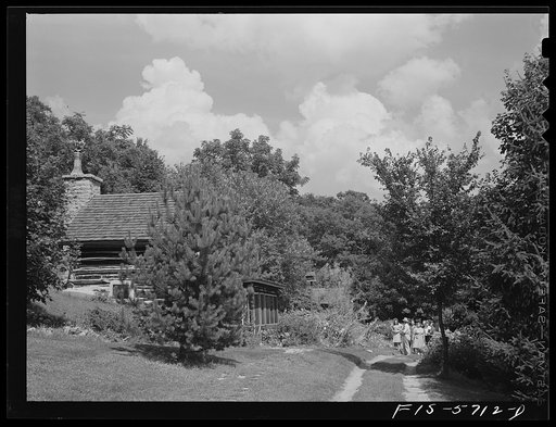 Blue Mounds, Wisconsin. Sightseers at Little Norway
