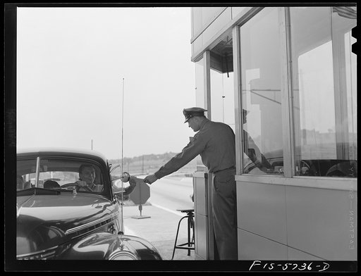 Pennsylvania Turnpike, Pennsylvania. Paying toll