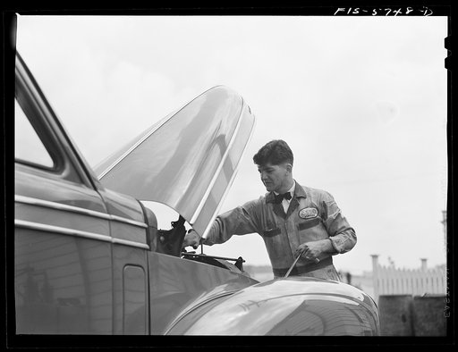 Pennsylvania Turnpike, Pennsylvania. Gasoline station attendant