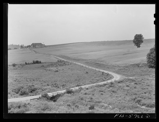 Pennsylvania Turnpike, Pennsylvania. Farm along the turnpike