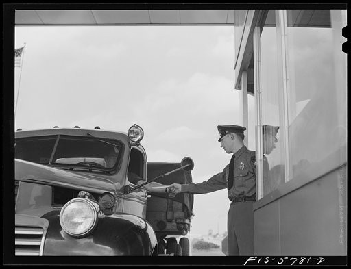 Pennsylvania Turnpike, Pennsylvania. Paying toll