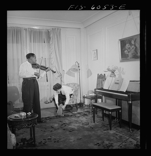 New York(?), New York. An uncaptioned story dealing with the life of Negroes in New York(?), their professions, occupations, and recreational activities