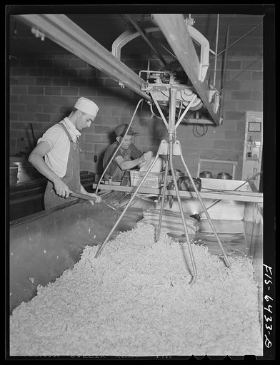Westby, Vernon County, Wisconsin. Making chedder cheese at the cooperative creamery