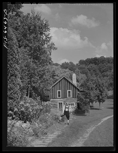 Blue Mounds, Wisconsin. House in Little Norway