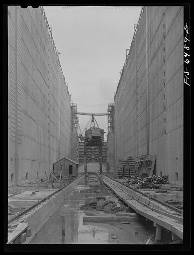 Untitled photo, possibly related to: Fort Loudon [i.e., Loudoun] Dam, Tennessee (Tennessee Valley Authority (TVA)). A lock under construction