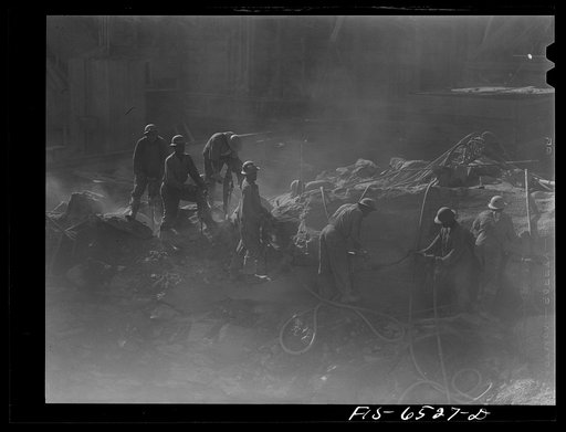 Untitled photo, possibly related to: Fort Loudon [i.e., Loudoun], Tennessee (Tennessee Valley Authority (TVA)). Drillers