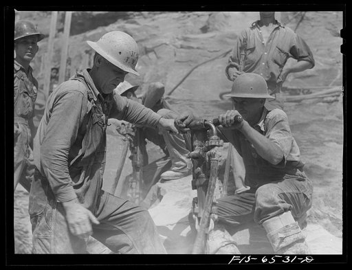Fort Loudon [i.e., Loudoun] Dam, Tennessee (Tennessee Valley Authority (TVA)). Drillers