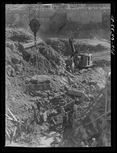 Fort Loudon [i.e., Loudoun] Dam, Tennessee (Tennessee Valley Authority (TVA)). Moving dirt