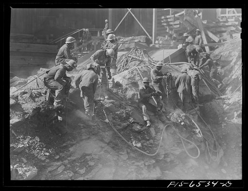Untitled photo, possibly related to: Fort Loudon [i.e., Loudoun], Tennessee (Tennessee Valley Authority (TVA)). Drillers