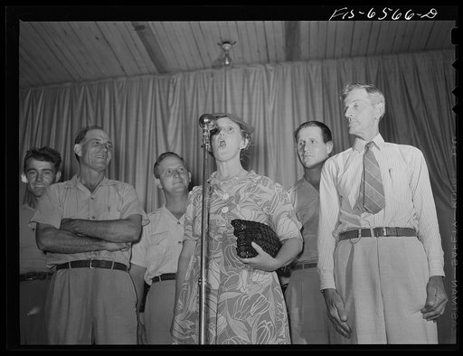 Hayti, Missouri. Cotton carnival. Hog calling contest