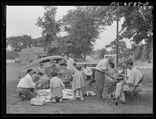 Untitled photo, possibly related to: Hayti, Missouri. Cotton carnival. Picnic