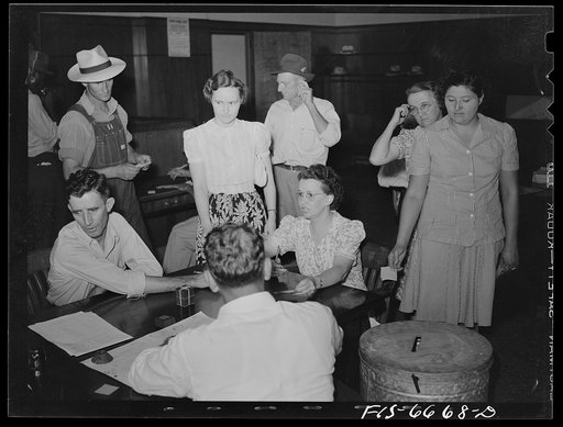 Kennett, Dunklin County, Missouri. Voting in the primary elections