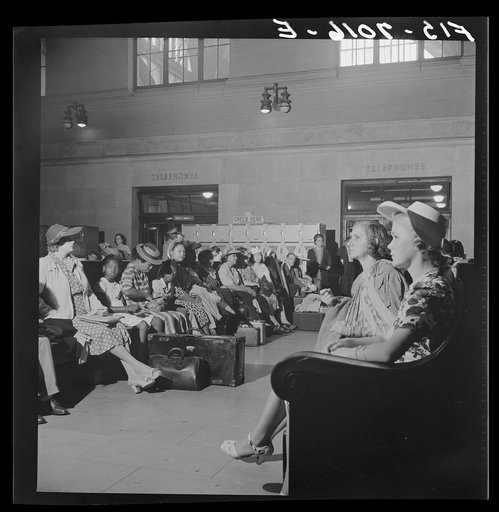 New York, New York. Waiting room of the Pennsylvania railroad station