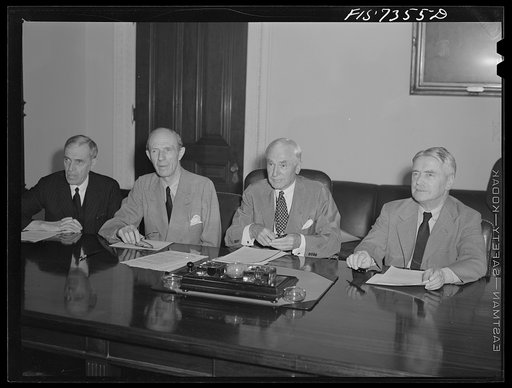 Washington, D.C. The Australian minister, Lord Halifax, and the New Zealand Minister signing a lend-lease agreement