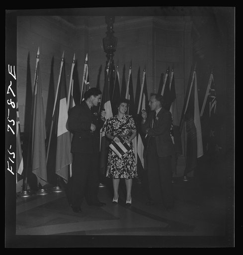 Untitled photo, possibly related to: Washington, D.C. International youth assembly. British and Chinese delegates in the lobby