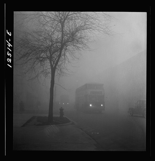Chicago, Illinois. An unusually heavy fog in the early afternoon