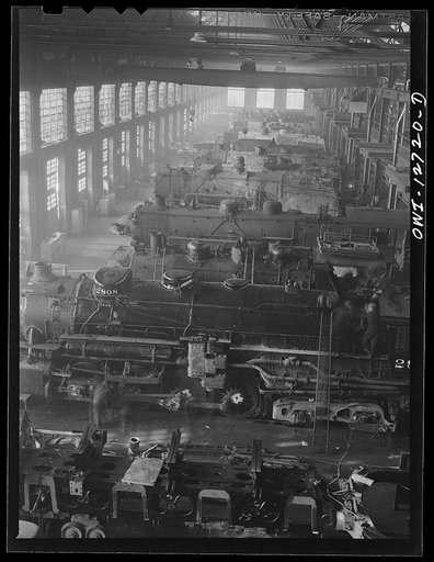 Untitled photo, possibly related to: Chicago, Illinois. Chicago and Northwestern Railroad locomotive shops