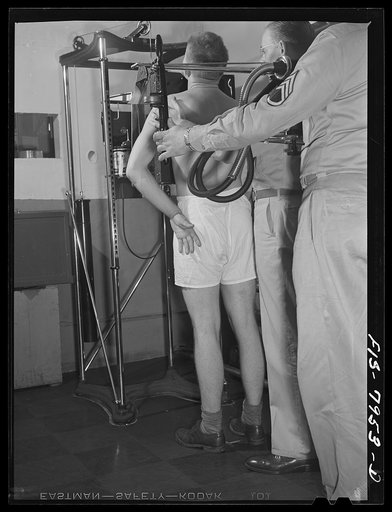 Baltimore, Maryland. George Camblair being x-rayed at the induction station